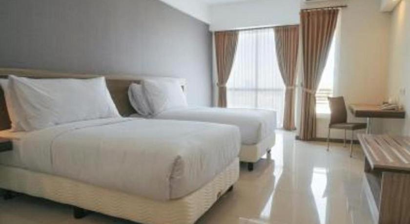 My Tower Hotel Surabaya Exteriör bild